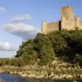 Замъкът Алморол