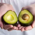 Kan een onrijpe avocado worden gegeten en waarom is het gezond?