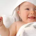 Бебето на зъболекар – след 3 годинки