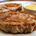 Beef Steaks with Goose Liver and Bearnaise Sauce