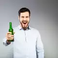 Бракът кара мъжете да се откажат от редовното пиене