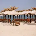 Безплатна сянка на плаж в Черноморец в края на сезона