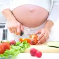 Защо не трябва да пазим диети по време на бременност