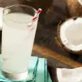Какво не знаем за кокосовата вода?