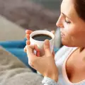 Помага ли кофеинът при главоболие?