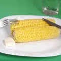 Boiled Corn with Butter