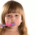 Какво се дава на дете при зъбобол?