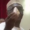 Пастор откри огромен диамант в Сиера Леоне. Подари го на президента