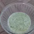 Дресинг със синьо сирене и авокадо