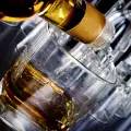 Китайска есенция вместо уиски се пие по Черноморието