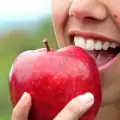 Защо ябълките потъмняват?