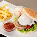 Няма да повярвате колко струва един супербургер в Египет!
