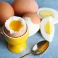 Колко време се варят рохки яйца?
