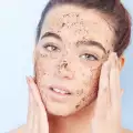 Колко често трябва да ексфолираш кожата на лицето си