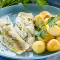 Potatoes with Butter and Fish in Foil