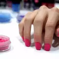 Новата мода - космати нокти