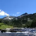 Река Глазне преля! Наводни ниви в Разложко