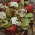 Салат из овощей на гриле и маринованной брынзы