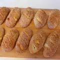 Хлебчета с кашкавал и сусам (Симит погача)