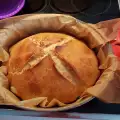 Хляб от спелта в чугунена тенджера