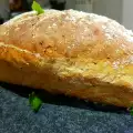 Хляб с тъмна бира и горчица