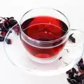 Каква е разликата между чай Ройбос и чай Каркаде?