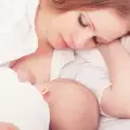 Майчиното мляко предава послания на новороденото