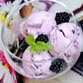 Keto Blackberry Ice Cream