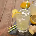 Сокът от лимон и джинджифил сутрин прави чудеса с тялото