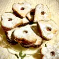 Linzer Cookies for Valentine`s Day