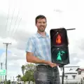 Светофари с лика на Мери Попинз монтират в австралийския град Мериборо