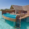 Новият 5-звезден хотел на Малдивите прелага най-луксозния релакс