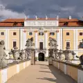 Замъкът Милотице