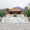 Гробници на династиите Мин и Цин