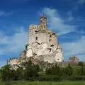 Замъкът Мироу