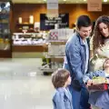 Супермаркетите манипулират децата ни!