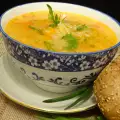 Нискокалорична лятна супа от тиквички и картофи