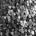 Как се почистват стари монети?