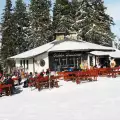 Зрелищна снежна байк надпревара на Пампорово