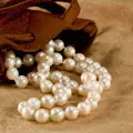 Pearls bring happiness, but not to everyone