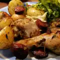 Пиле с картофи и ароматни подправки на фурна
