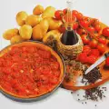 Пица с чери-доматчета и подправки