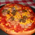 Fast Pizza with Minced Meat