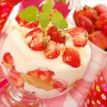 Изкусителни десерти с ягоди