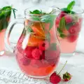 Lemonade with Raspberries, Lime and Mint
