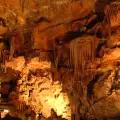 Пещерата Лепеница край Велинград впечатлява с красивите си образувания