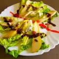 Baby Lettuce with Pears and Blue Cheese