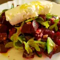 Salat mit Rote Bete, Rucola und Käse