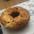Солен кекс със сирене и маслини