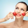 Разкрасяване с ягоди от глава до пети